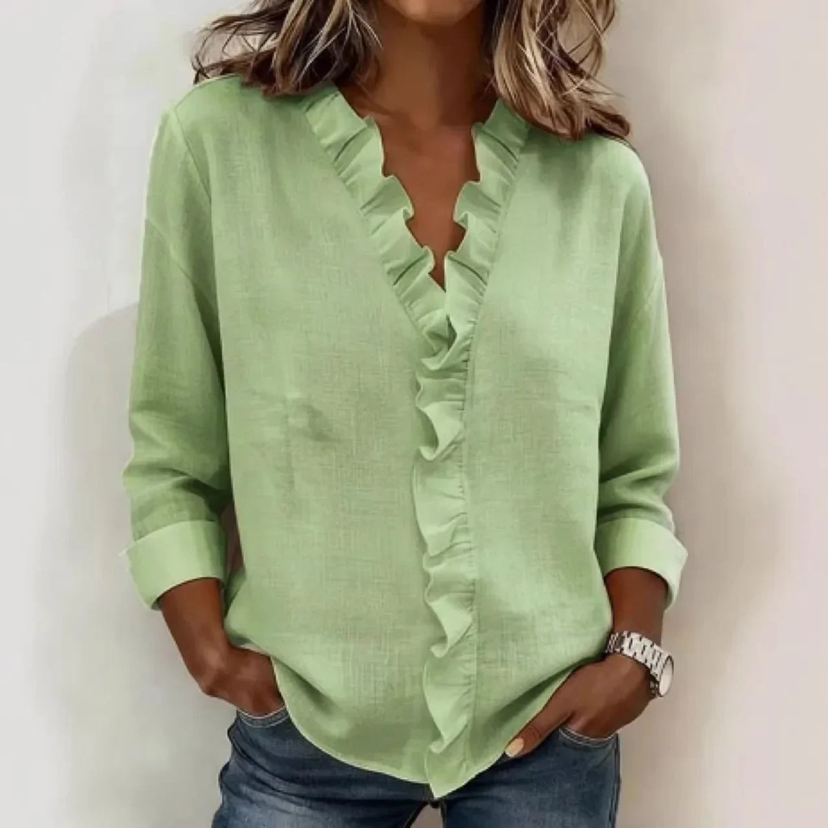 💝💝 Blouse with Vertical Ruffle and Timeless Style